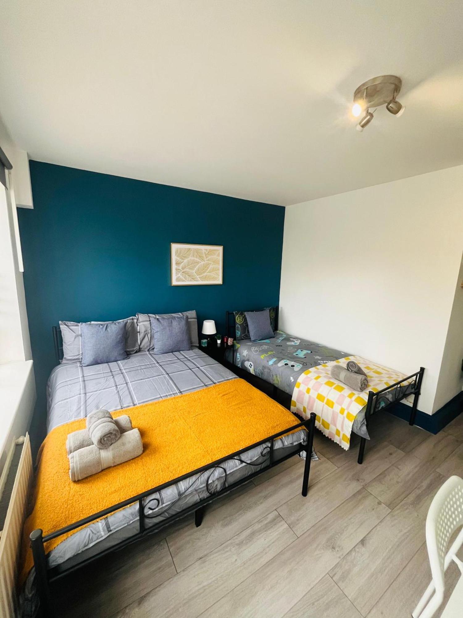 London Budget Rooms 603 Bilik gambar